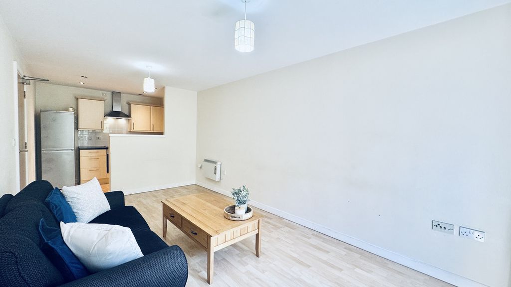 Property photo 2 of 11