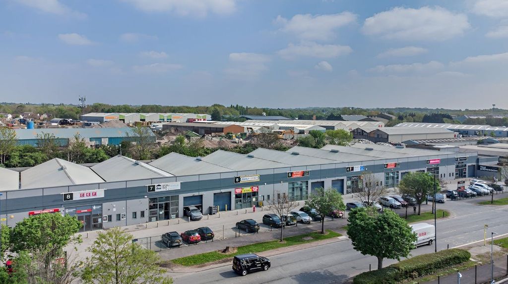 Property photo 2 of 6 8644742-Exterior43-800.Jpg