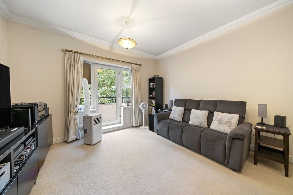 Property photo 3 of 10 Picture No. 10