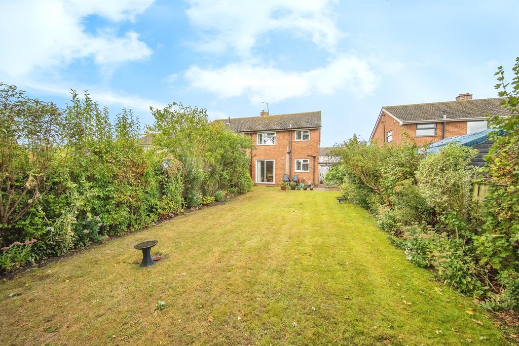 Property photo 3 of 17
