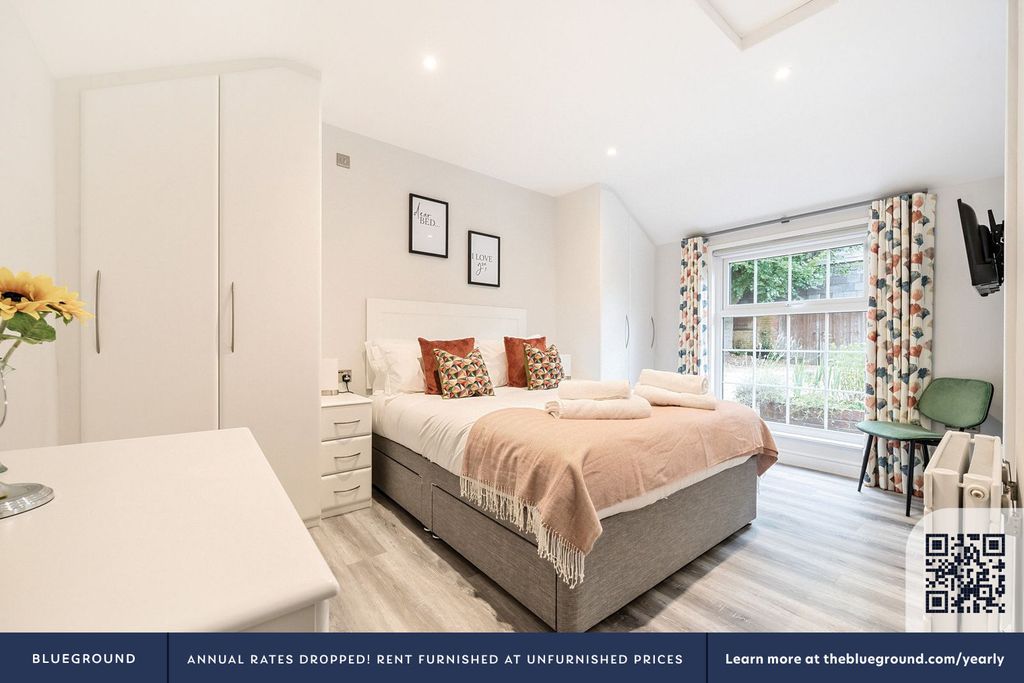 Property photo 3 of 11 Bedroom