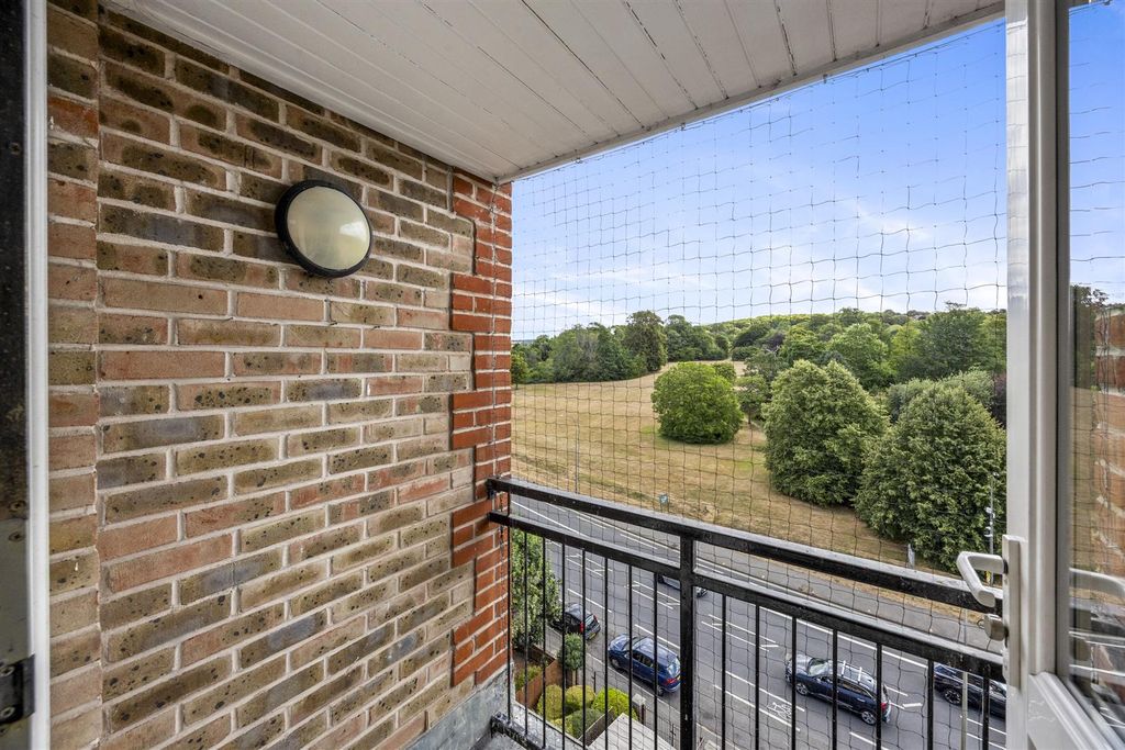 Property photo 2 of 12 Balcony