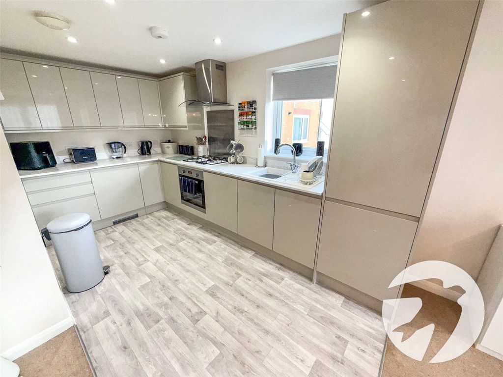 Property photo 2 of 11 Picture No. 11