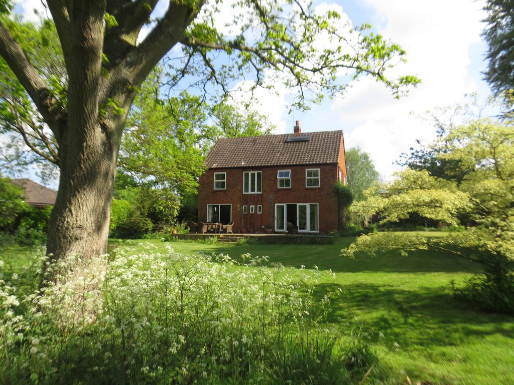 Property photo 1 of 33