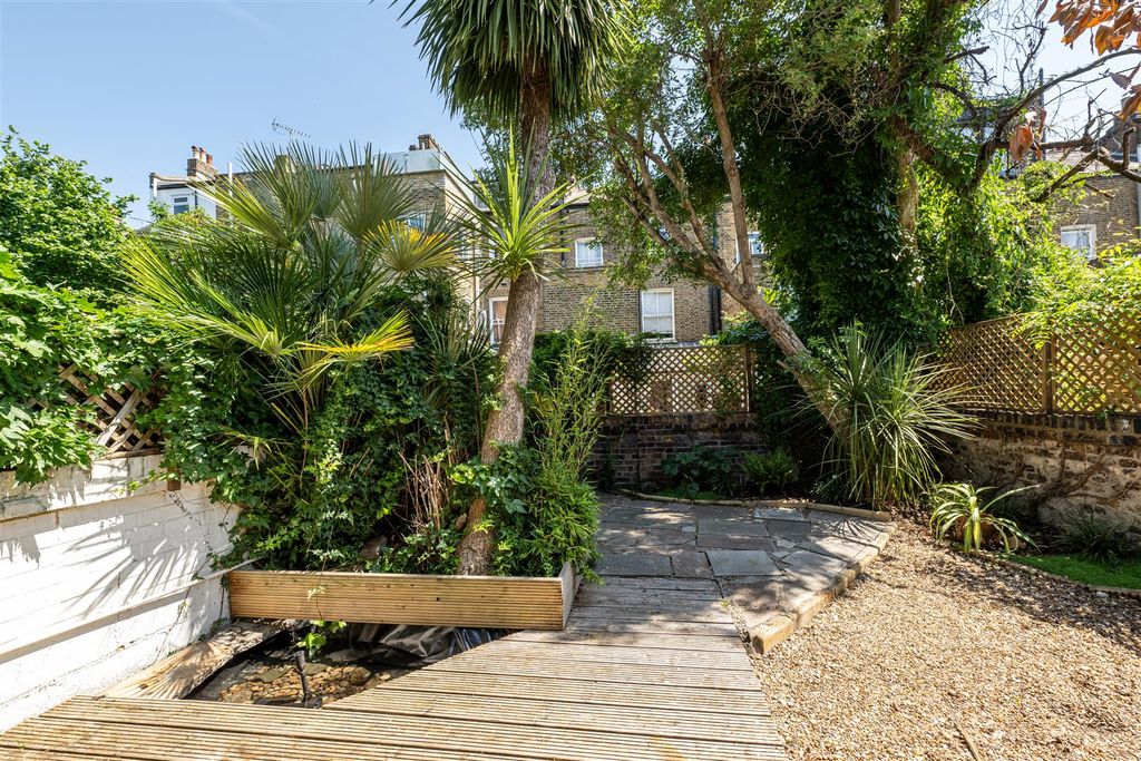 Property photo 1 of 9 Rear Garden .Jpg