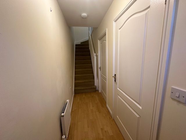 Property photo 2 of 11 Entrance Hall
