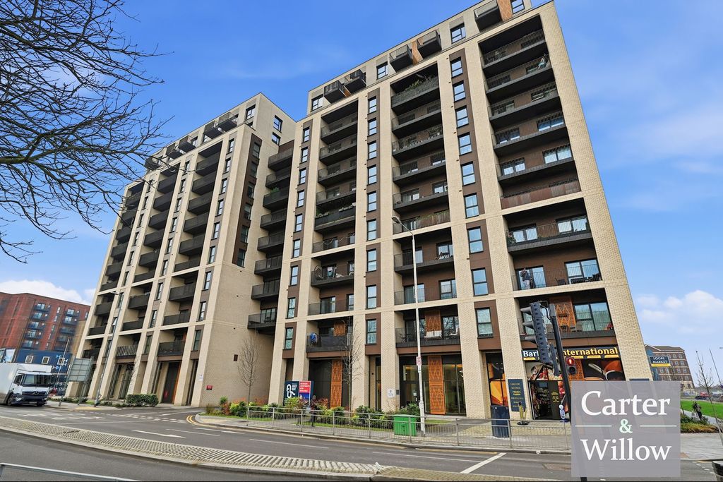 Property photo 1 of 13