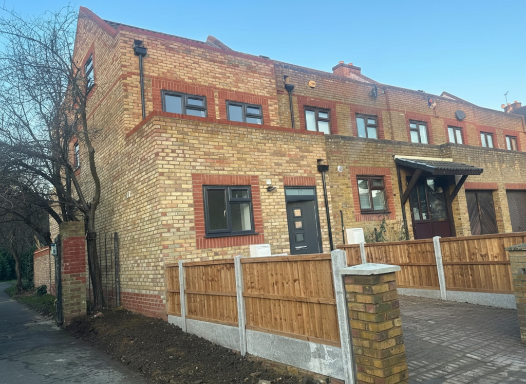 Property photo 2 of 22