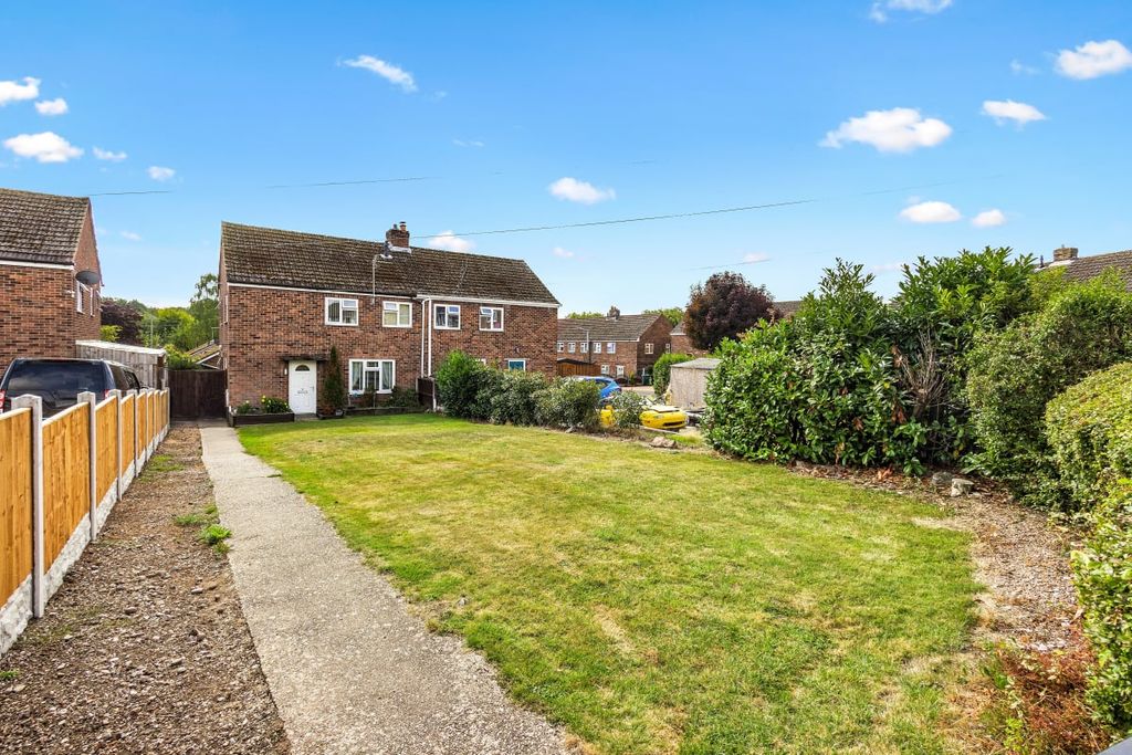 Property photo 2 of 10