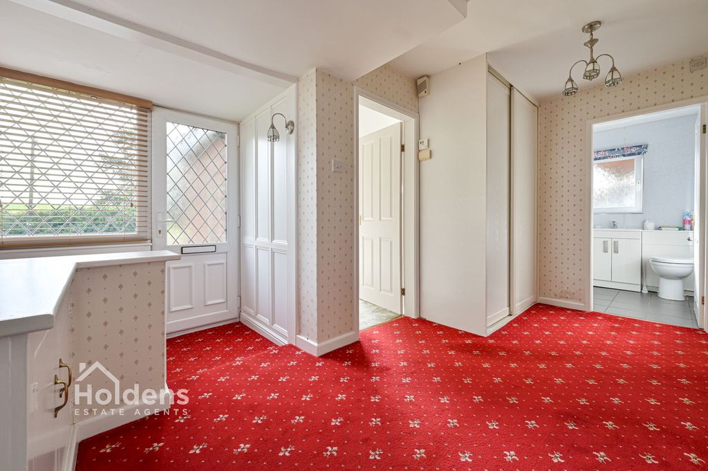 Property photo 3 of 22