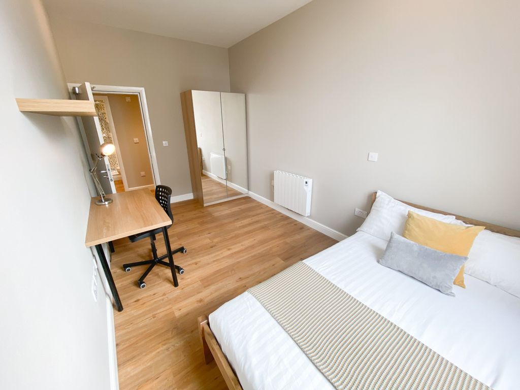 Property photo 3 of 10 1-15