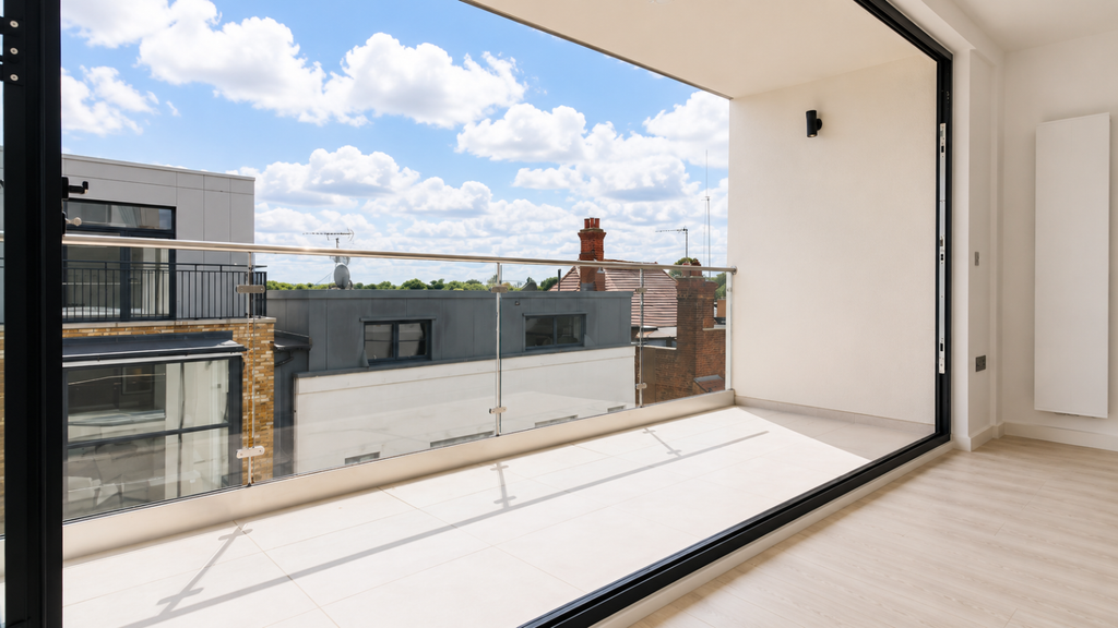 Property photo 1 of 9 One Bedroom Flat For Sale In West Ealing