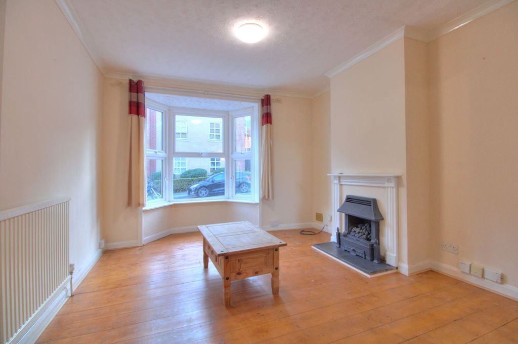 Property photo 3 of 15