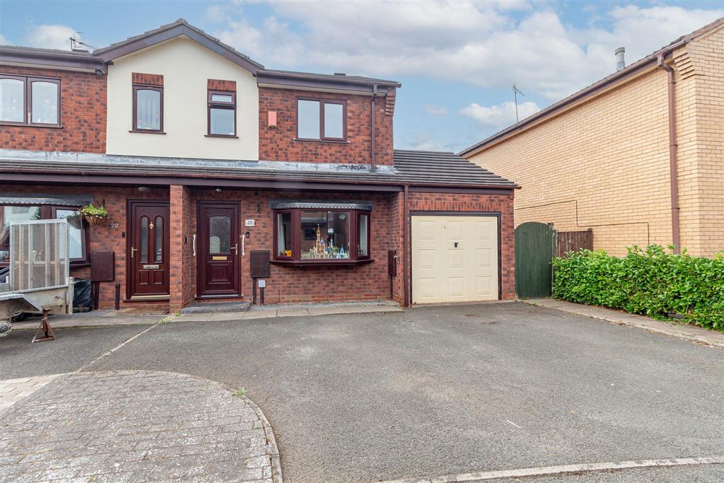 Property photo 1 of 17 Front-1.Jpg