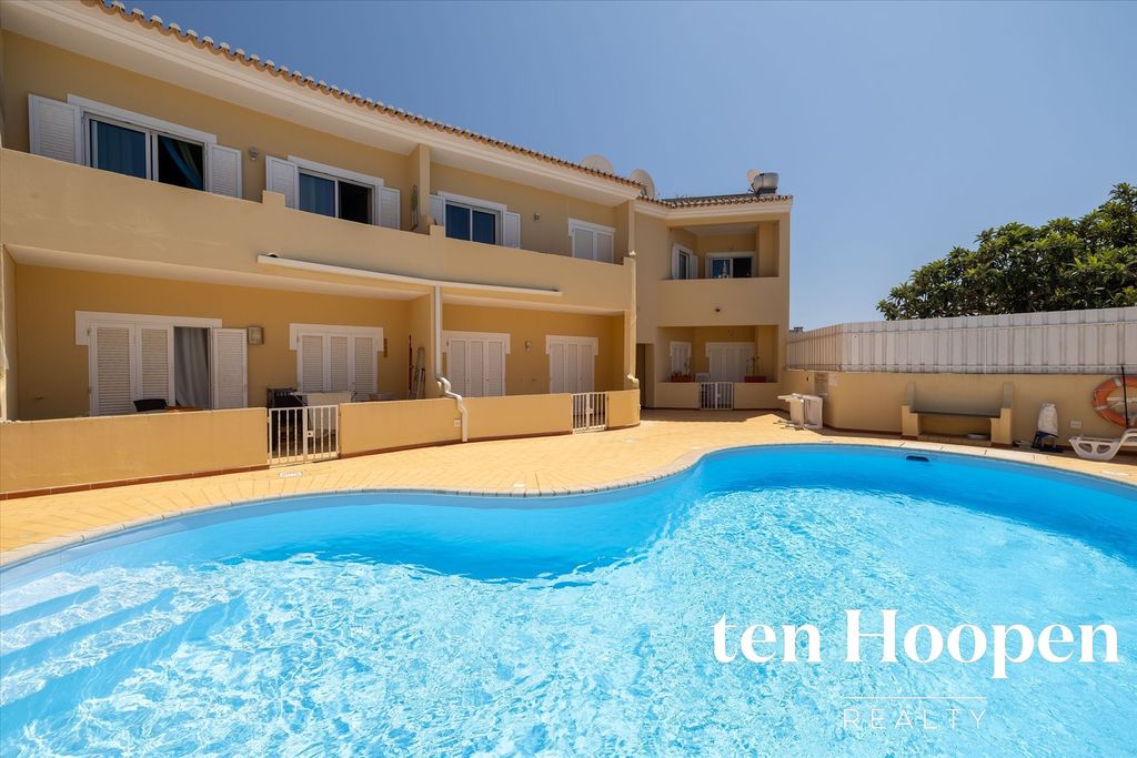 Property photo 1 of 40 2 Bedroom Apartment With Sea Views - Luz - Lagos