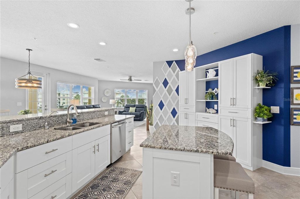 Property photo 3 of 19 <Alttext/>