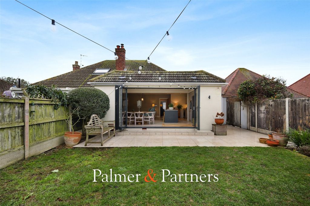 Property photo 3 of 23 Picture No. 23