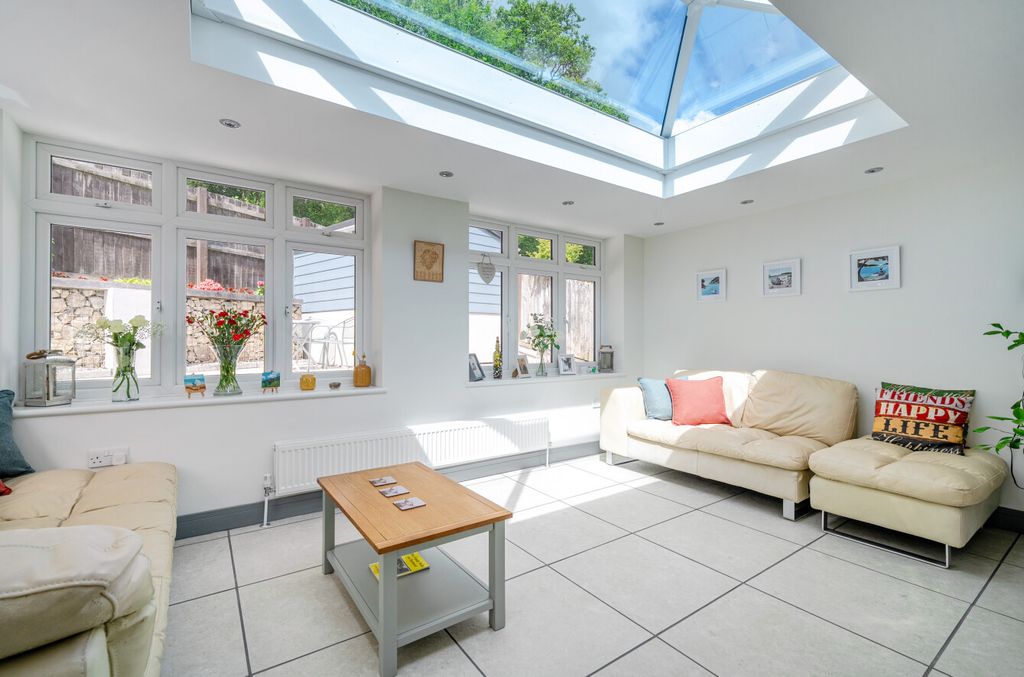 Property photo 2 of 14 Orangery