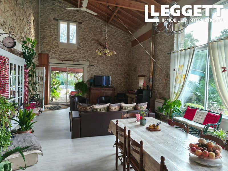 Property photo 3 of 10