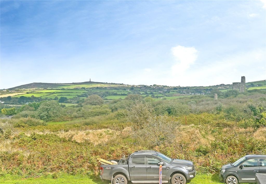 Property photo 3 of 19 Picture No. 24