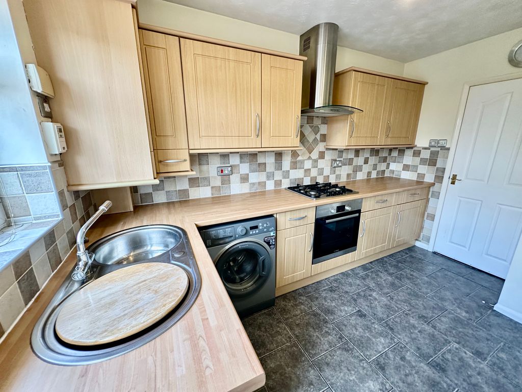 Property photo 3 of 21 Img_0329