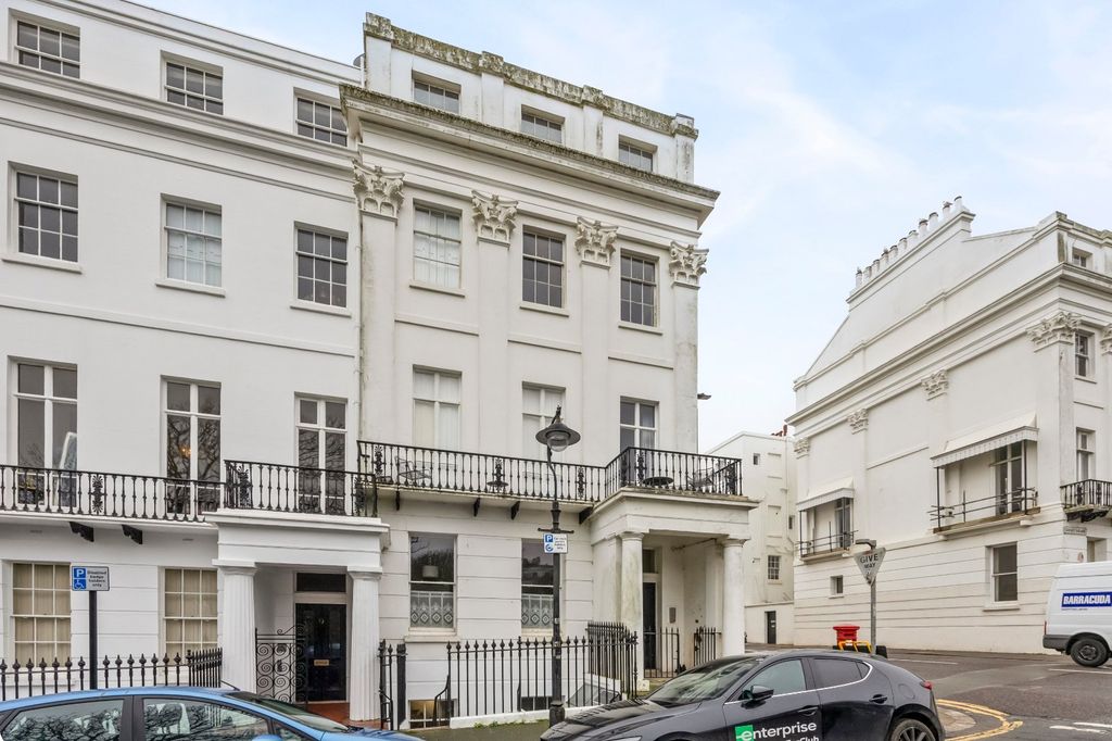 Additional image 43 of 3 bed flat for saleSussex Square, Brighton, East Sussex BN2