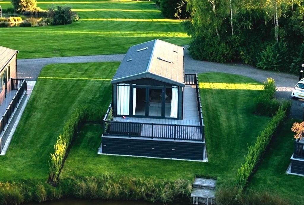 Property photo 1 of 13 635-1.Jpg