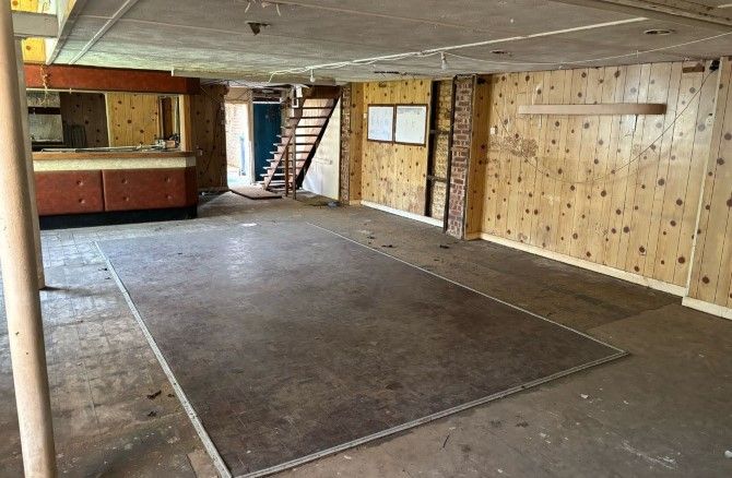Property photo 2 of 12