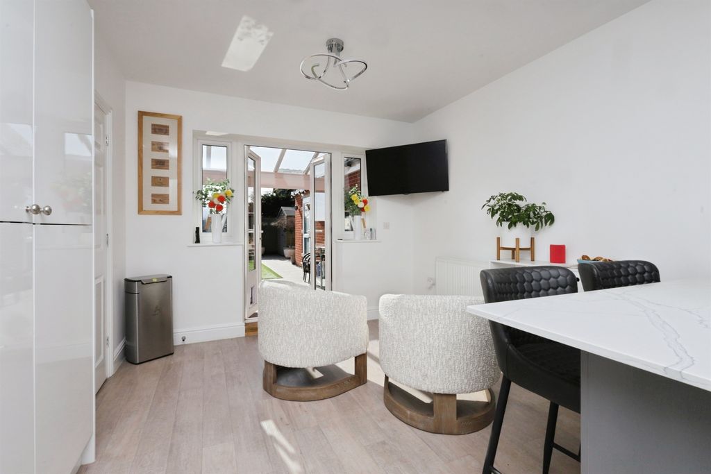Additional image 7 of 4 bed detached house for saleCoach Barn Lane, Hailsham BN27