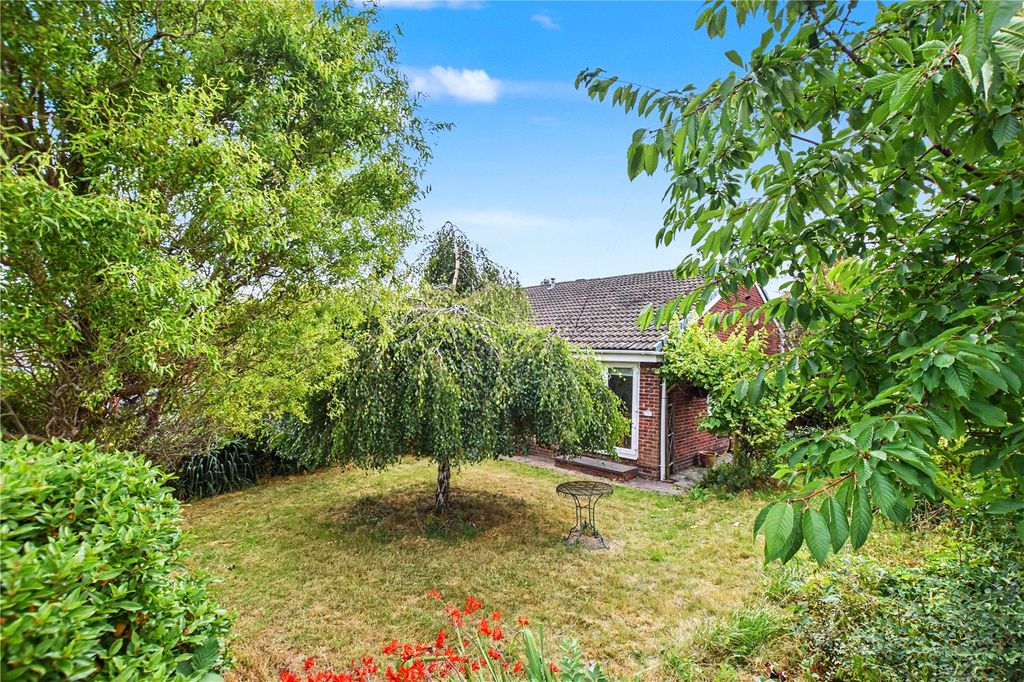 Property photo 1 of 19 Picture No. 28
