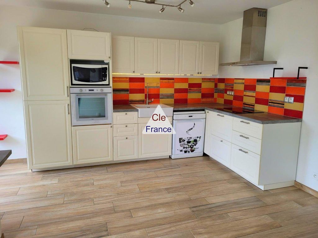 Property photo 2 of 6