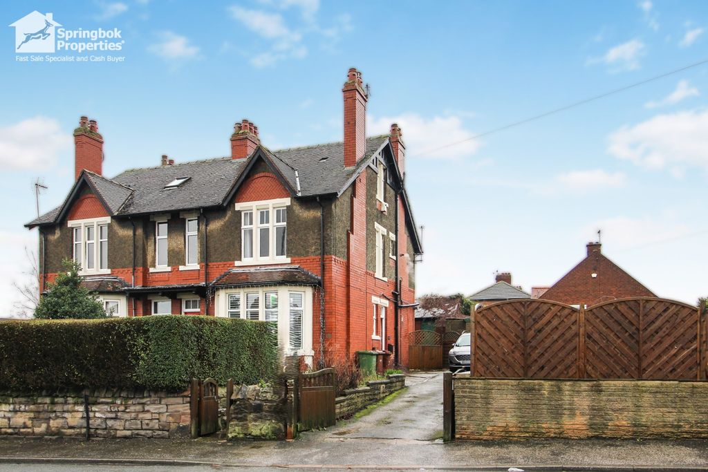 Property photo 1 of 19 Front View