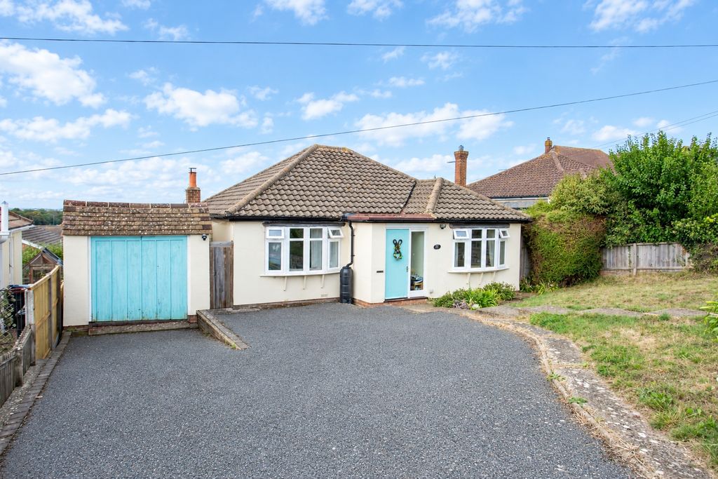 Property photo 1 of 17 Picture No. 32
