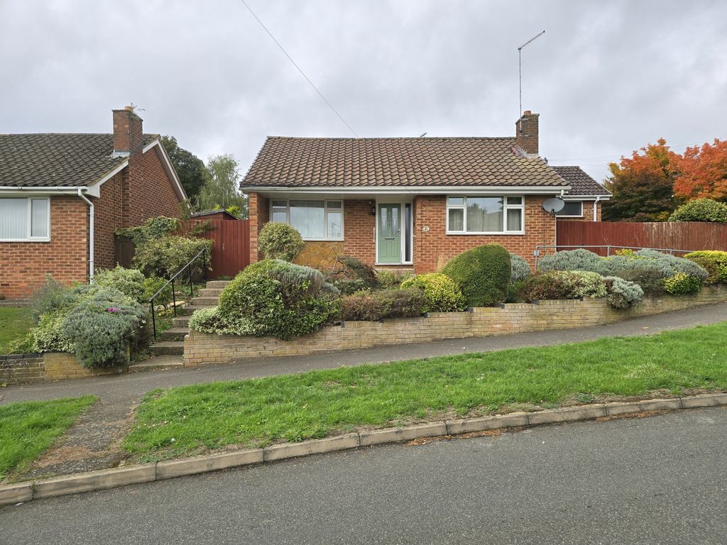 Property photo 1 of 11 Front