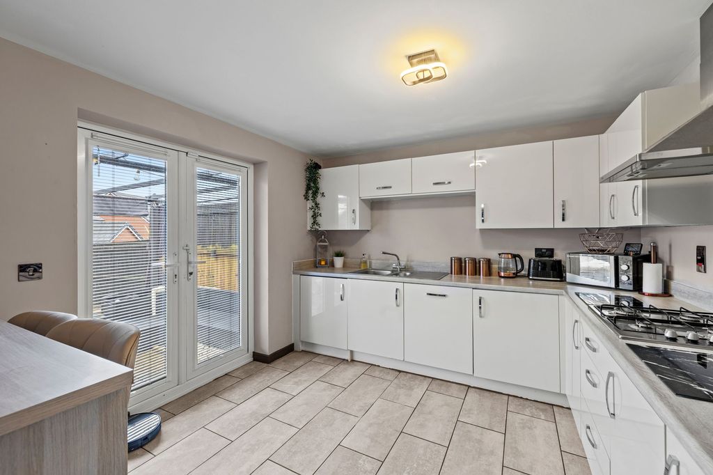 Property photo 1 of 29 Kitchen