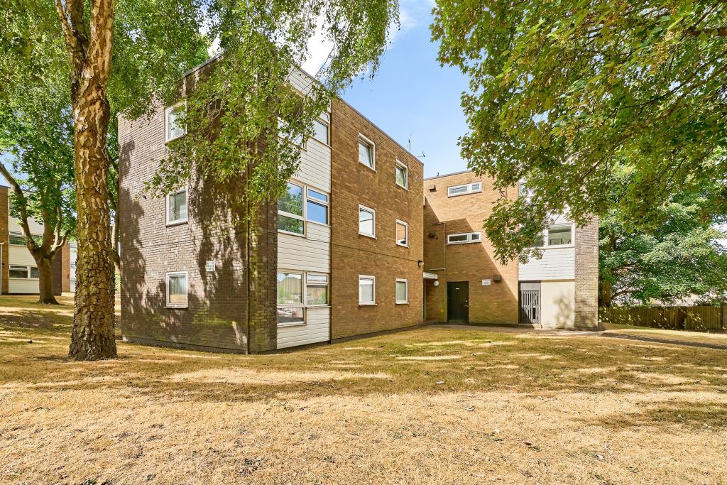 Property photo 1 of 16