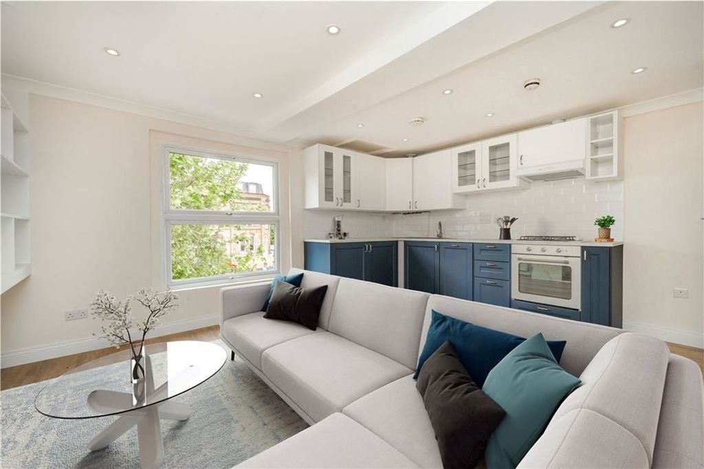 Property photo 1 of 3