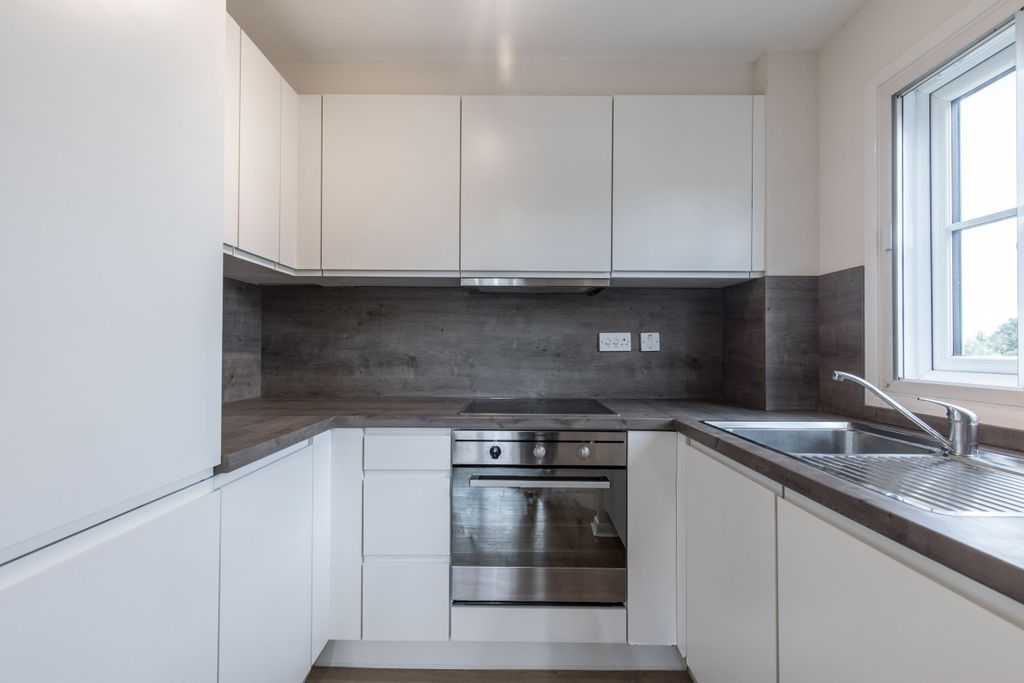 Property photo 1 of 13 Kitchen