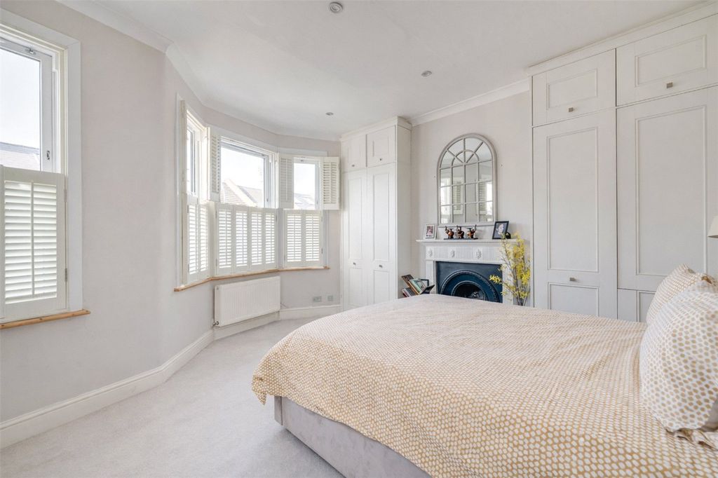 Property photo 3 of 17 Picture No. 31