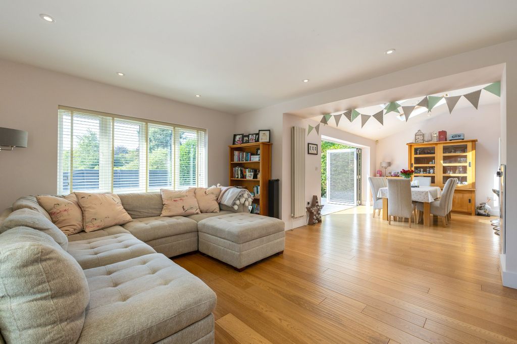 Property photo 3 of 12 Picture No. 29