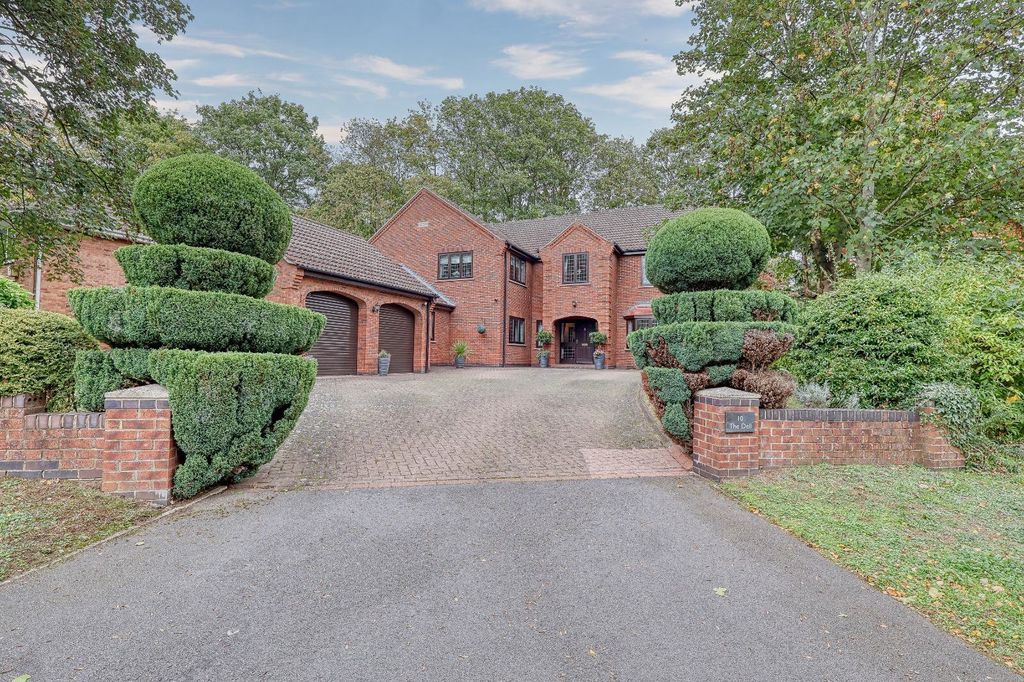 Property photo 1 of 59 Frontal