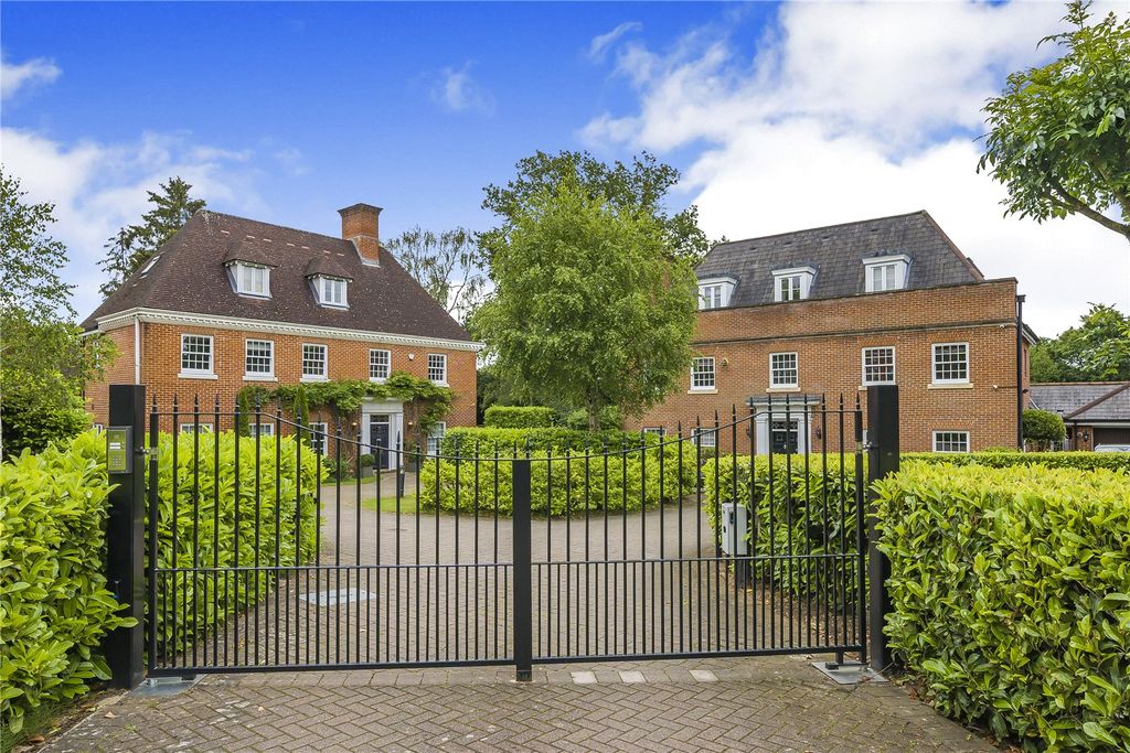 Property photo 2 of 25 Picture No. 80