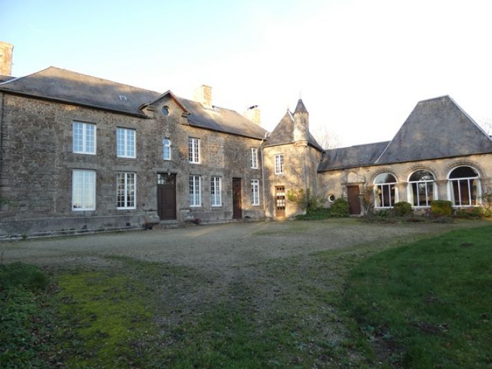 Property photo 2 of 21