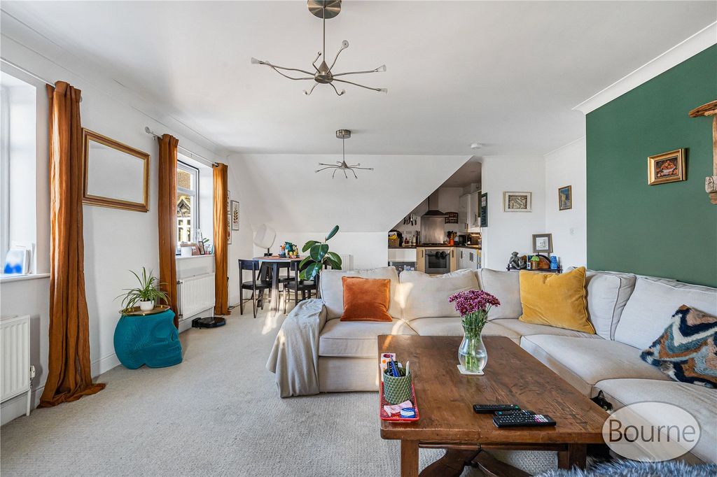 Property photo 3 of 13 Picture No. 15