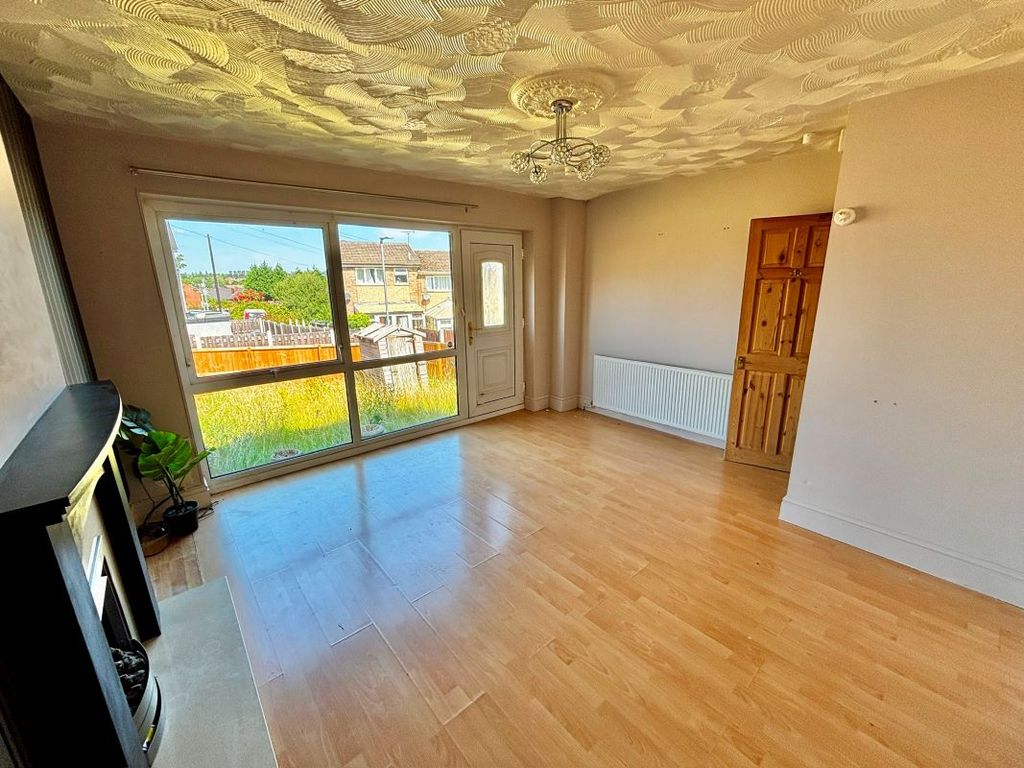 Property photo 3 of 10 Image 3