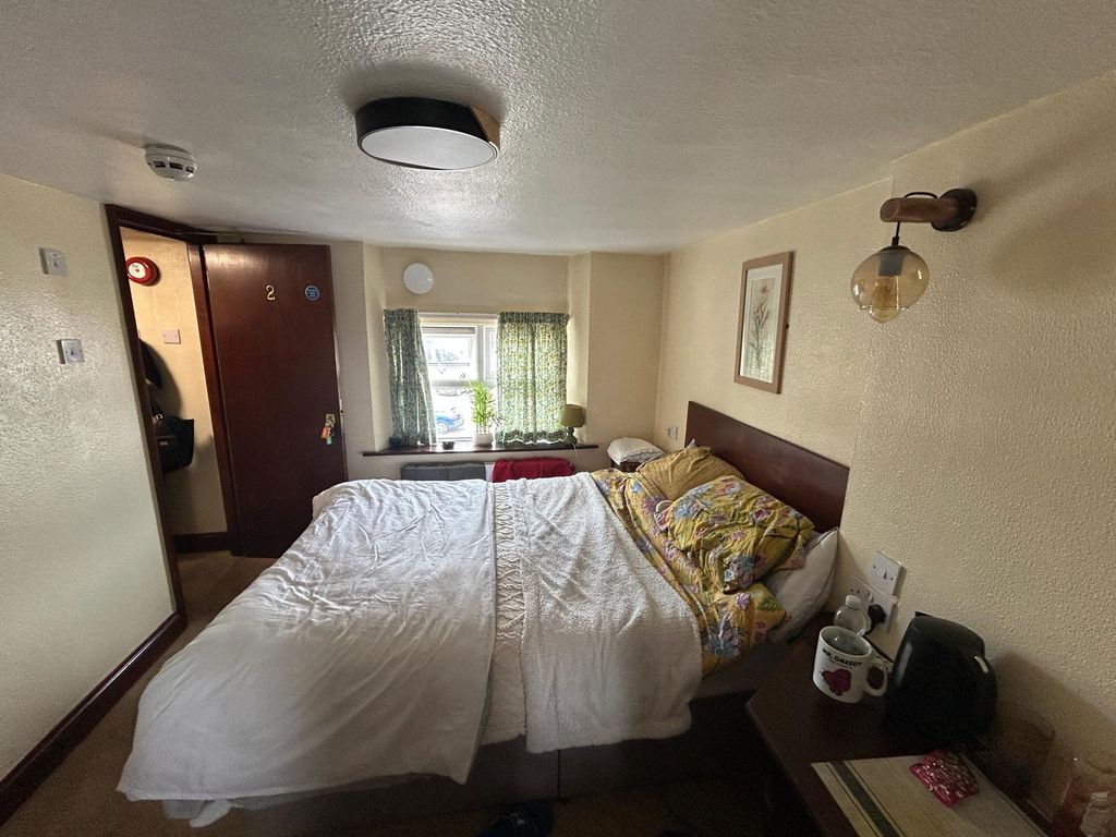 Additional image 20 of 21 bed flat for saleBroad Green, Wellingborough, Northamptonshire NN8