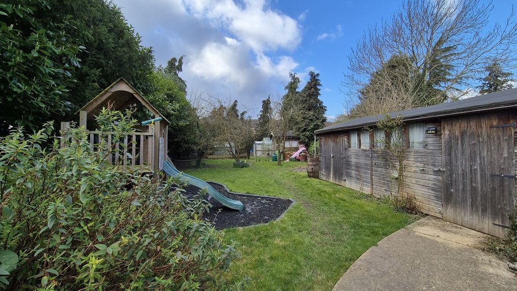 Property photo 1 of 29