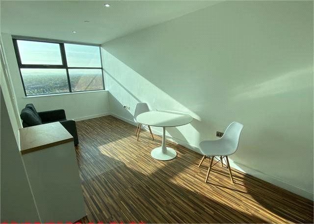 Property photo 3 of 12 Picture 3