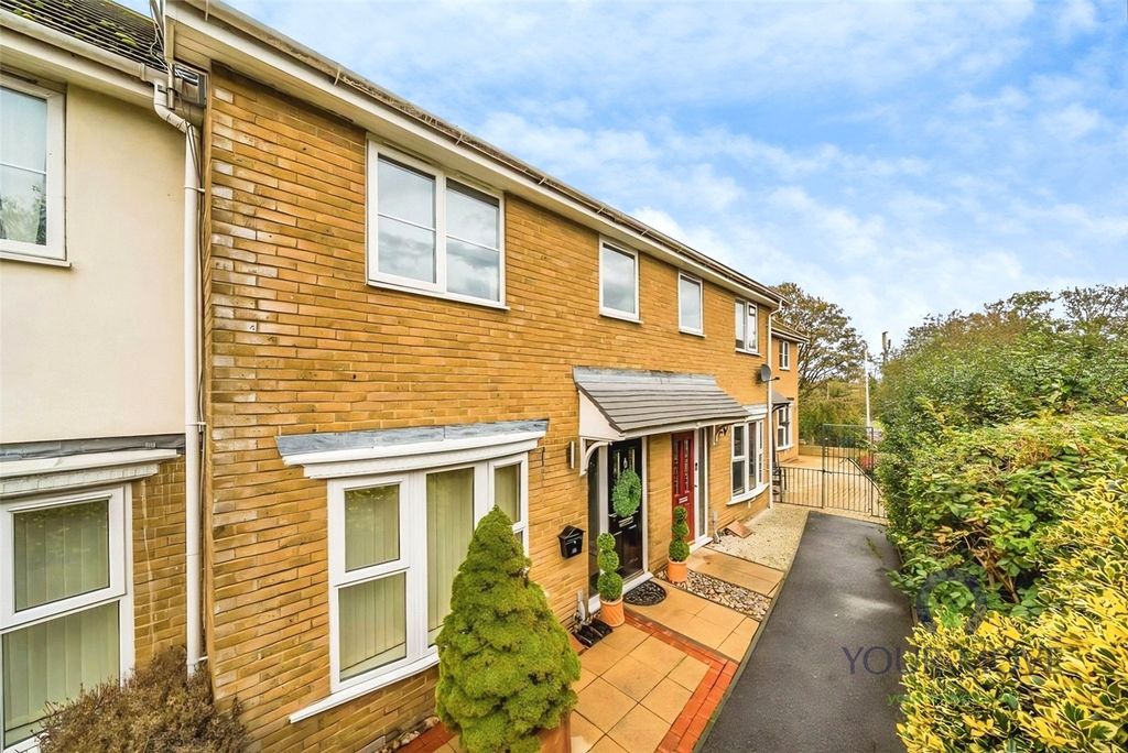 Property photo 1 of 17 Picture No. 28