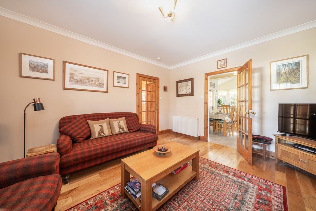Property photo 3 of 29 Photo 8